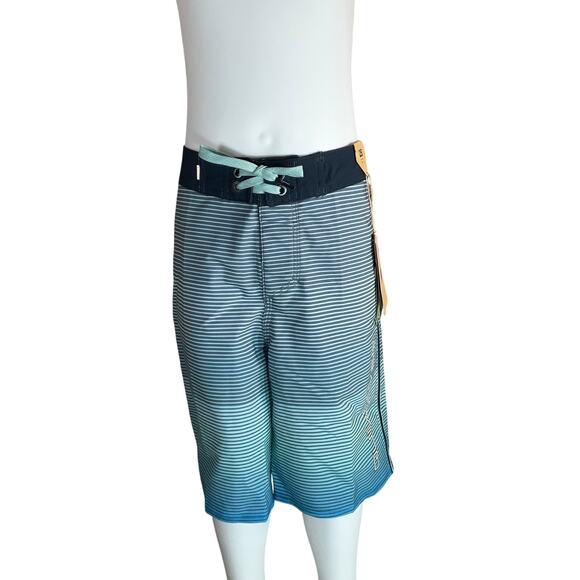 Quiksilver Big Boys Surfsilk Massive Youth 17" Board Shorts - Size 29 NWT - Picture 1 of 3